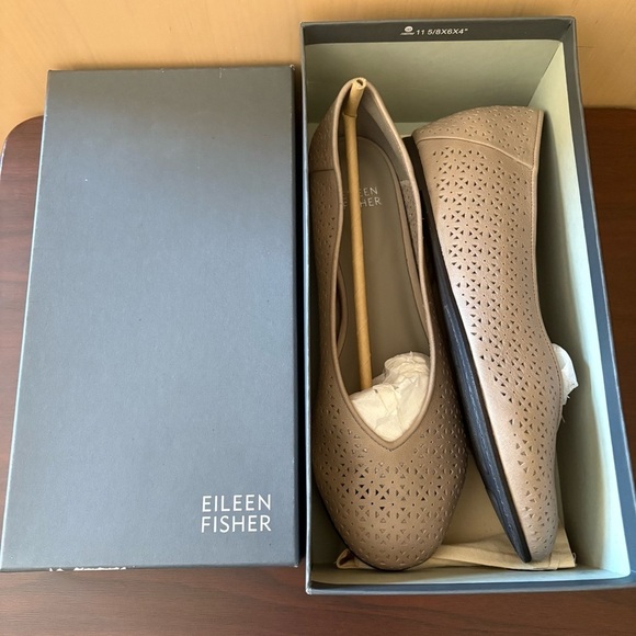 Eileen Fisher Shoes - Eileen Fisher Women's Beige Perforated Loafers